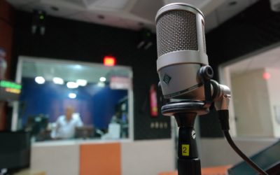 Vertaistukea afgaaniuskoville radion välityksellä