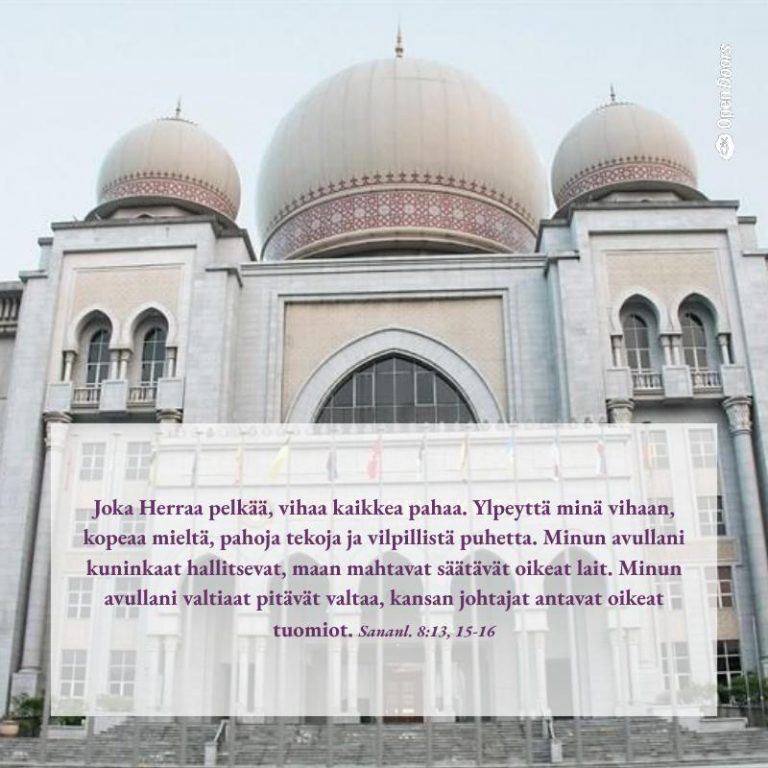 Malesia rukous Sananl. 8:13, 15-16