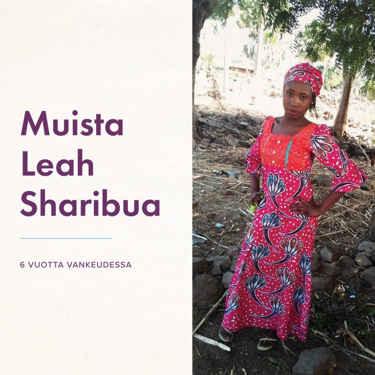 Pidetään Leah rukouksissa! Helmikuun 19. päivä tuli kuluneeksi kuudes vuosi siitä, kun Leah Sharibu siepattiin tyttökoulustaan Nigerian Dapchista. Kun Leahin muslimiluokkatoverit vapautettiin kuukausi sieppauksen jälkeen, Leah kieltäytyi kieltämästä Kristusta. Tästä syystä vuonna 2018 terroristit julistivat hänet "ikuisesti orjaksi". Leah on nyt 20-vuotias ja hän elää vankeudessa, poissa perheensä luota. Muista Leahia tänään ja rukoile hänen puolestaan nimeltä mainiten. Lämmin kiitos uskollisesta rukoustuesta! #leahsharibu #nigeria #sieppaus #naiset #vainotutkristityt #rohkeus #toivo #tulevaisuus