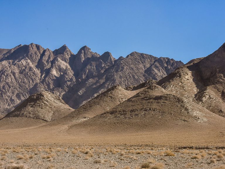 Afganistanilaista vuorimaisemaa