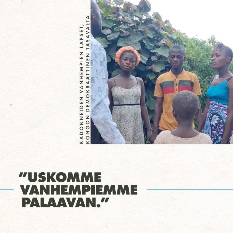 Rukoile pastori Paluku Katahindwan ja hänen vaimonsa puolesta: äärijärjestö kidnappasi heidät Kun pastori Paluku Katahindwa Claude ja hänen vaimonsa Katungu Vyahasa Esther työskentelivät maatilallaan Itäisessä Kongon demokraattisessa tasavallassa, äärijärjestö Liittoutuneet kansanvaltaiset voimat (ADF) kidnappasi heidät. Tiimimme vieraili äskettäin heidän seitsemän lapsensa luona rohkaisemassa heitä ja tuomassa välttämättömiä elintarvikkeita. "Kiitämme kristittyjä ympäri maailmaa, koska tuette meitä edelleen", sanoi vanhin poika Kanable pyytäen edelleen rukousta. "Jatkakaa siis rukousta meidän ja vanhempiemme puolesta, missä ikinä he ovatkin. Uskomme heidän palaavan." https://opendoors.fi/kongon-demokraattinen-tasavalta #Kongondemokraattinentasavalta #rukouspyyntö #kidnappaus #sieppaus #rohkaisu #toivo #vainotutkristityt