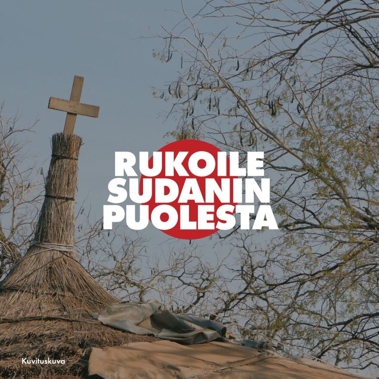 Rukoile väkivallan ja vaaran keskellä elävän Sudanin kirkon puolesta: Kristittyjen tilanne Sudanissa käy yhä vaarallisemmaksi sodan jatkuessa Sudanin armeijan (Sudanese Armed Forces, SAF) ja Nopean tuen joukkojen (The Rapid Support Forces, RSF) välillä. Vaikka kaikki sudanilaiset ovat joutuneet väkivallan uhreiksi, maassa työskentelevät Open Doorsin tiimit ovat kertoneet, että suurinta kärsimystä kokevat kristityt. Suurin osa heistä asuu nimittäin maan pääkaupungissa, joka on konfliktin keskus. Monet on pakotettu pakenemaan, ja he ovat nyt kodittomia. Ne, jotka jäävät, voivat joutua pakotetuiksi mukaan konfliktiin tai heidän katsotaan tarkoituksella osallistuvan siihen, mikä altistaa heidät entistä suuremmalle vaaralle. Jätä rukouksesi julkaisun alle. https://opendoors.fi/sudan #rukouspyyntö #vainotutkristityt #Sudan