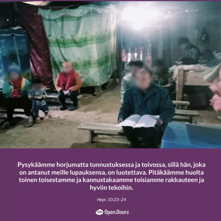 Vietnam rukous Hepr. 10:23–24