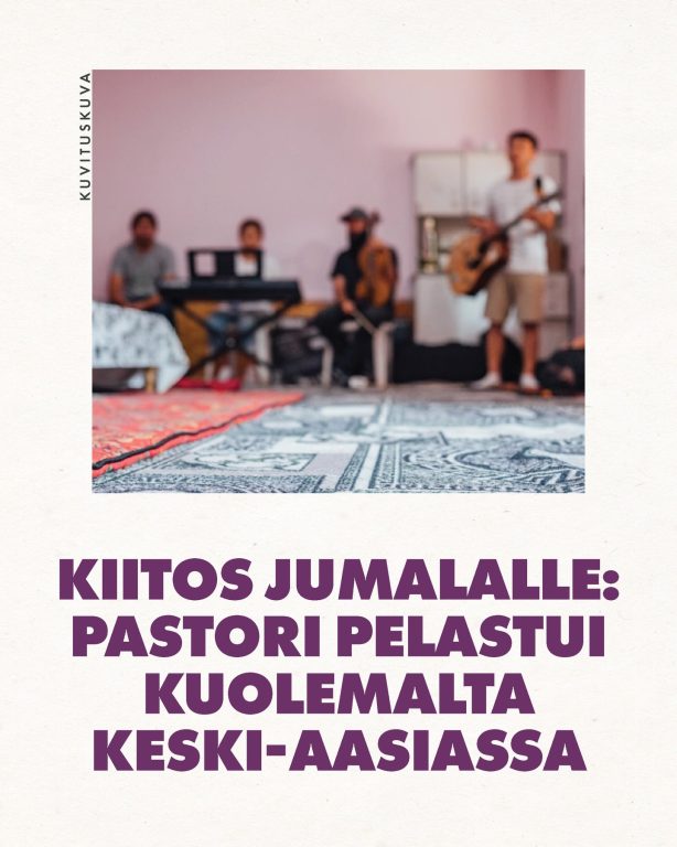 Luotamme siihen, että Jumala toimii. Joskus pääsemme todistamaan Hänen tekojaan! Kenttätiimimme jakoi Keski-Aasiassa hiljattain sattuneen tapauksen: Kotiseurakunnan oveen koputettiin. Oven takana seisoi 30 naamioitua miestä aseet kädessään. He uhkasivat kristittyjä: poistukaa muutamassa päivässä tai teidät tapetaan. Kristityt päättivät kuitenkin jäädä. He olivat vakuuttuneita, että Jumala oli antanut tuon talon, jotta he todistaisivat Hänen rakkauttaan yhteisössä ja kertoisivat evankeliumia. Muutaman päivän kuluttua miehet palasivat ja käskivät heidät ulos. Kristityt pitivät toisiaan käsistä ja lauloivat sekä rukoilivat. He rukoilivat vainoajiensa, heidän perheidensä, kylänsä ja maansa puolesta. "Emme tapa kaikkia vielä", he sanoivat ja tarttuivat pastori Romaniin*. He veivät Romanin kaatopaikalle ja pakottivat hänet kaivamaan oman hautansa. Sitten he kysyivät, oliko hänellä viimeisiä sanoja. "Herra, tämä on viimeinen rukoukseni, anna minulle viisautta", Roman rukoili ääneen. "Anna vielä yksi mahdollisuus julistaa evankeliumia. Rukoilen vainoajieni puolesta, Herra. Anna heille se, mitä he tarvitsevat. Siunaa heidän isiään ja äitejään, vaimojaan ja lapsiaan. Siunaa myös tätä aluetta ja kylää." "Miksi rukoilet puolestamme nyt?" yksi miehistä kysyi. "Teidän täytyy tietää, että haluan antaa anteeksi sen, että aiotte ampua minut – ja että Jumala rakastaa teitä. Hänen rakkautensa pysyy kanssanne, tapahtui mitä tahansa." "Olet hullu", miehet sanoivat. "Mene takaisin ryhmäsi luo – tulemme hakemaan sinut uudelleen. Et ole vielä valmis kanssamme." Viikon kuluttua miehet palasivat. Pastori hyvästeli perheensä ja astui ulos. "Meidän täytyy kertoa sinulle jotain", ryhmän johtaja sanoi. "Muutama päivä sitten jouduimme väijytykseen. Meitä ammuttiin joka suunnasta, mutta kukaan meistä ei edes haavoittunut." "Silloin muistimme rukouksesi. Tulimme kiittämään sinua siitä, mitä olet tehnyt puolestamme. Voitte jatkaa elämää ja kokoontumista vapaasti. Suojelemme teitä jatkossa." Kiitämme Jumalaa tästä ihmeellisestä voimanosoituksesta! Rukoillaan, että nämä miehet kohtaisivat Jeesuksen ja antaisivat elämänsä Hänelle. #KeskiAasia #VainotutKristityt #Kiitosaihe #todistus