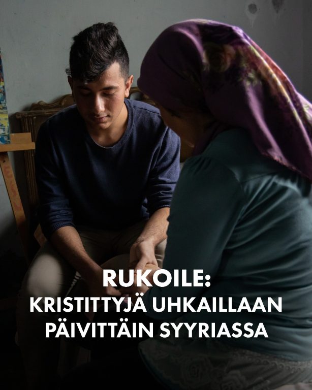 Rukouspyyntö Syyrian kristittyjen puolesta! Damaskoksessa tapahtui hiljattain kuolonuhreja vaatinut hyökkäys jumalanpalvelukseen. Sen jälkeen fundamentalistit ovat päivittäin uhkailleet syyrialaisia kristittyjä, että he ovat seuraavana vuorossa, paikalliset kumppanimme kertovat. "Tällä hetkellä koko maahan levittäytyneet aseistetut rikollisjoukot janoavat lisää verta", sanoo Mourad, joka vastaa Open Doorsin paikallisesta työstä Syyriassa. "Islamisaation paine on Syyriassa kaikkialla. Rukoilemme, että kansainvälinen yhteisö ja näiden marttyyreiden veri puhuvat Syyrian kristittyjen puolesta." Open Doors tarjoaa paikallisten kumppaniemme kautta traumaterapiaa hyökkäyksen uhreille. Lisäksi tuemme verkostomme seurakuntien johtajia, kun he laativat ja esittävät hallitukselle selkeän vetoomuksen suojelun puolesta. Pyydämme maailmanlaajuista seurakuntaperhettä rukoilemaan syyrialaisten veljiemme ja siskojemme puolesta. Kaiken sen jälkeen, mitä he ovat kokeneet 14 vuoden sodan aikana, uudet hyökkäykset ja uhkaukset lisäävät heidän traumansa ja pelkonsa taakkaa. • Rukoillaan, että Herra tekisi tyhjäksi nämä uhkaukset ja että Jumalan toivon valo loistaisi pimeyden ja pelon keskellä. • Rukoillaan, että Syyrian hallitus pystyisi edistämään turvallisuutta sekä lakien ja järjestyksen kunnioitusta maassa. • Rukoillaan, että Herra lohduttaisi heitä, jotka ovat menettäneet rakkaitaan hyökkäyksessä. Rukoillaan myös heidän puolestaan, jotka taistelevat selviytyäkseen. #Syyria #rukouspyyntö #rukousaihe #VainotutKristityt #uskonnonvapaus #OpenDoors
