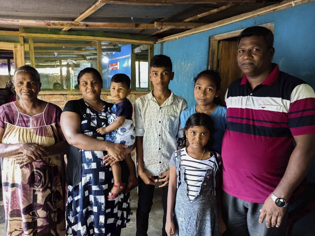 Sri lankalainen perhe